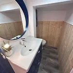Fancy Loft Old Town Daire