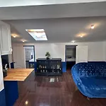 Fancy Loft Old Town *