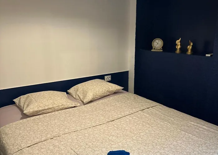 Apartment Fancy Loft Old Town Bucharest